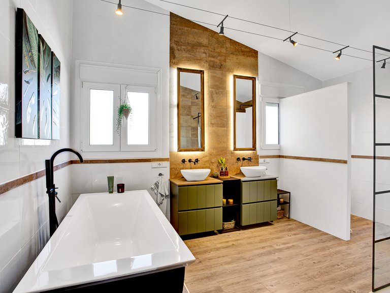 Villa for Sale in Marbella, Malaga 24