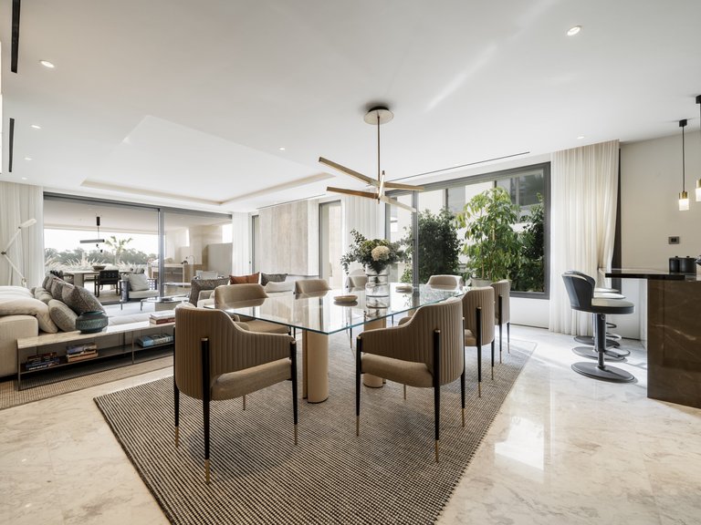 Apartment for Sale in Marbella Golden Mile, Marbella, Malaga 6