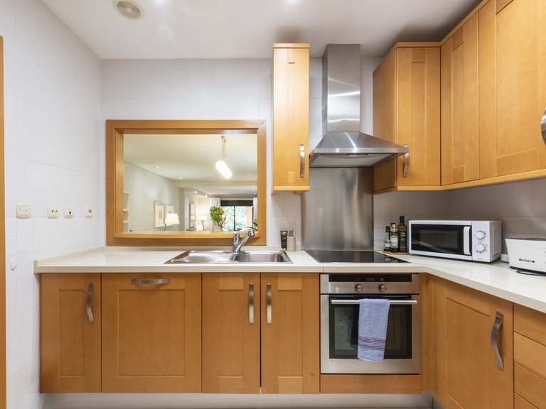 Apartment for Sale in Marbella - Puerto Banus, Marbella, Malaga 16