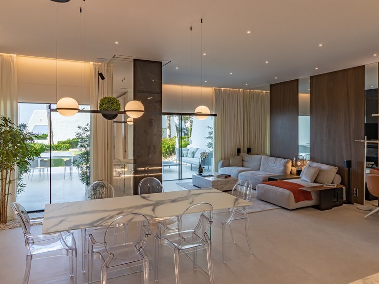 Town House for Sale in Marbella Golden Mile, Marbella, Malaga 2