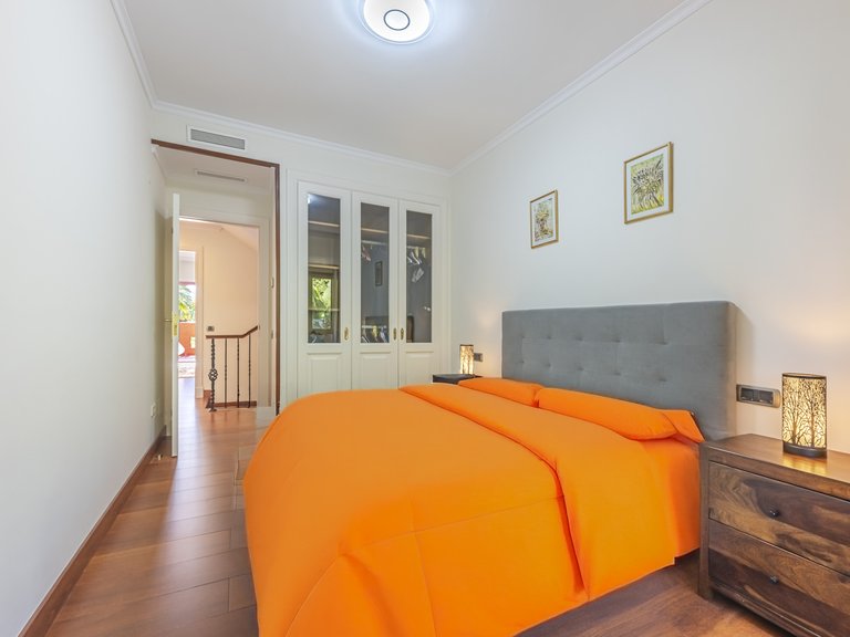 Town House for Sale in Marbella Golden Mile, Marbella, Malaga 25