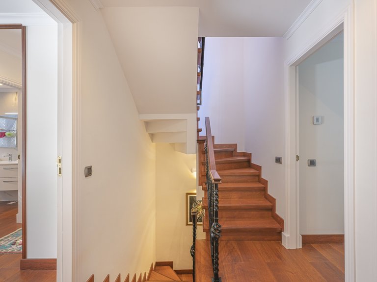 Town House for Sale in Marbella Golden Mile, Marbella, Malaga 31