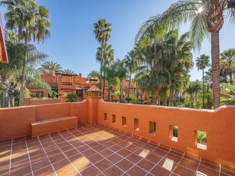 Town House for Sale in Marbella Golden Mile, Marbella, Malaga 29
