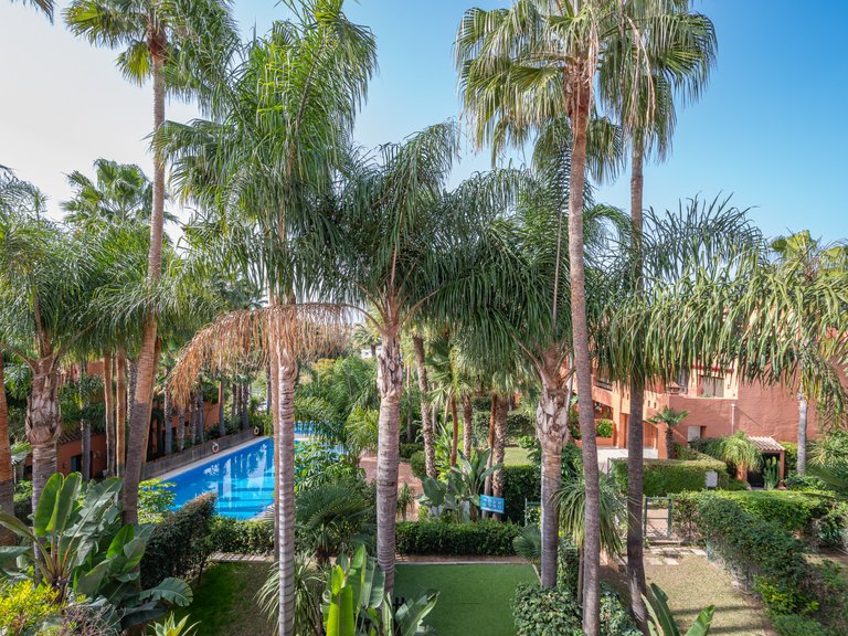 Town House for Sale in Marbella Golden Mile, Marbella, Malaga 24