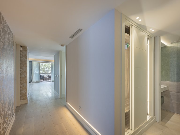 Apartment for Sale in Marbella, Malaga 28