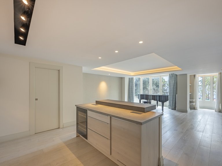 Apartment for Sale in Marbella, Malaga 11