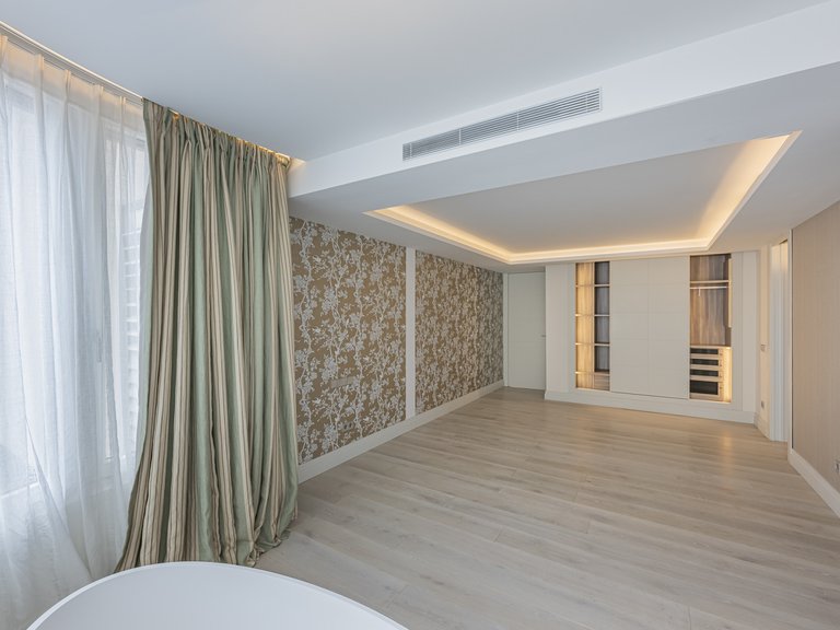 Apartment for Sale in Marbella, Malaga 21