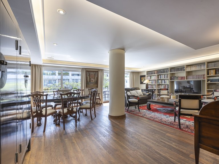 Apartment for Sale in Marbella, Malaga 9