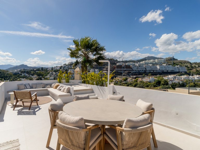 Town House for Sale in Benahavis, Malaga 48