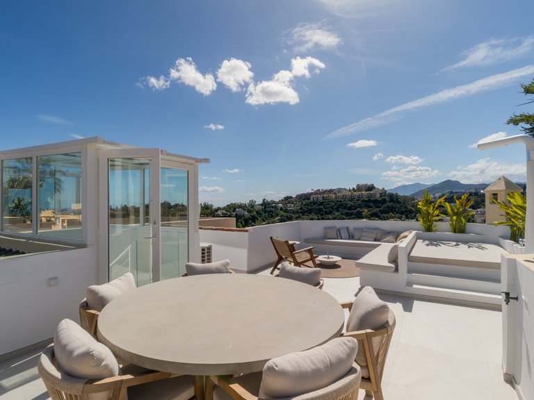 Town House for Sale in Benahavis, Malaga 47