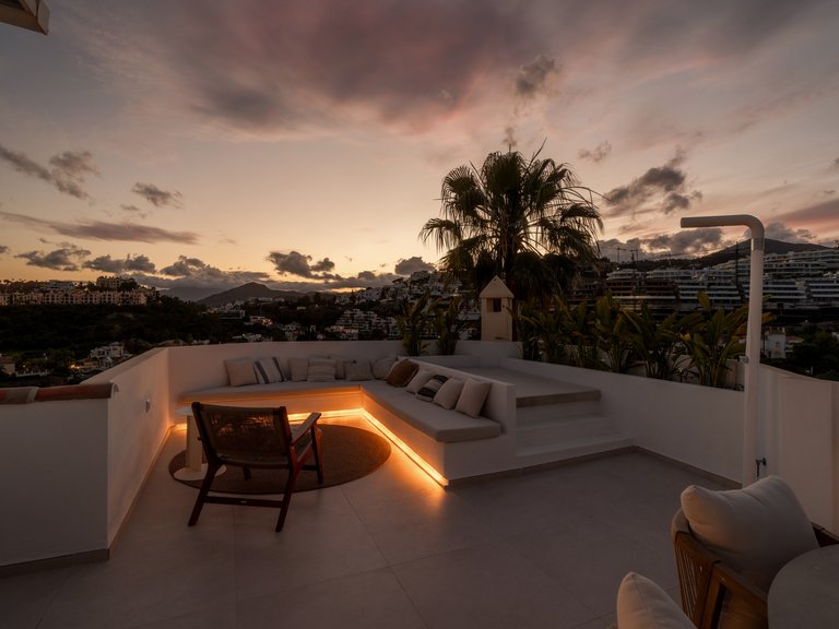 Town House for Sale in Benahavis, Malaga 14