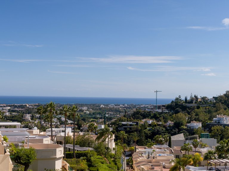 Town House for Sale in Benahavis, Malaga 45
