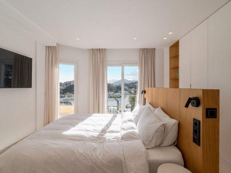 Town House for Sale in Benahavis, Malaga 36