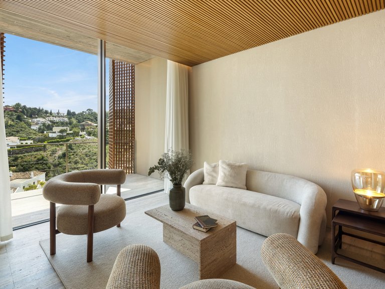 Villa for Sale in El Madroñal, Benahavis, Malaga 42