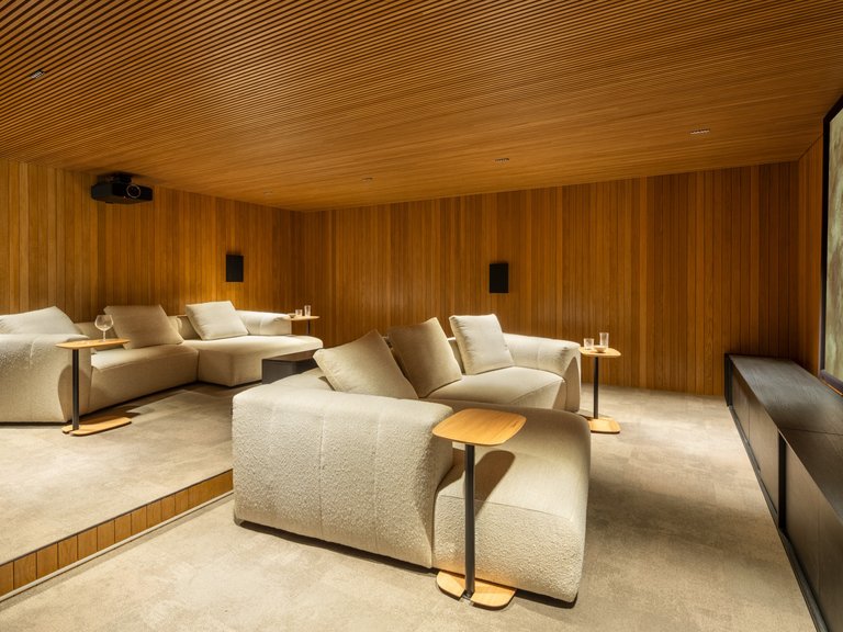 Villa for Sale in El Madroñal, Benahavis, Malaga 33