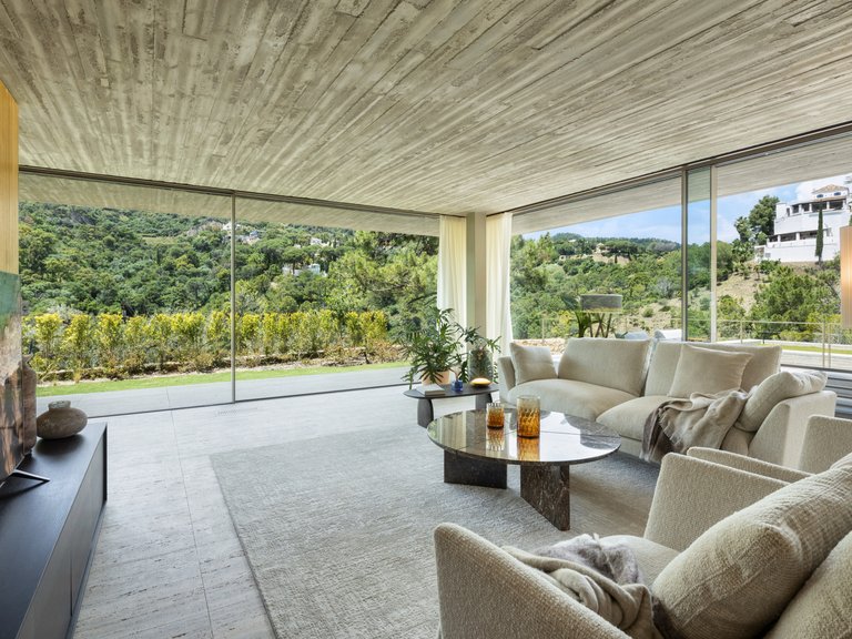 Villa for Sale in El Madroñal, Benahavis, Malaga 20