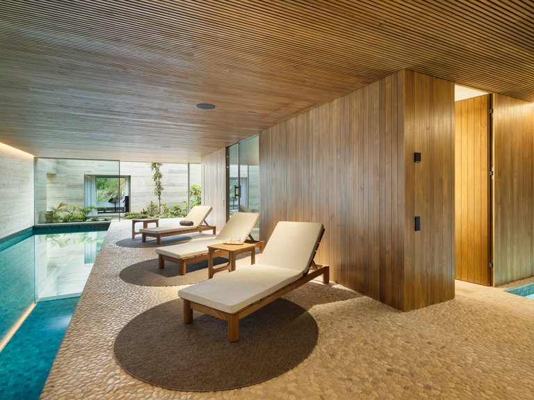 Villa for Sale in El Madroñal, Benahavis, Malaga 35