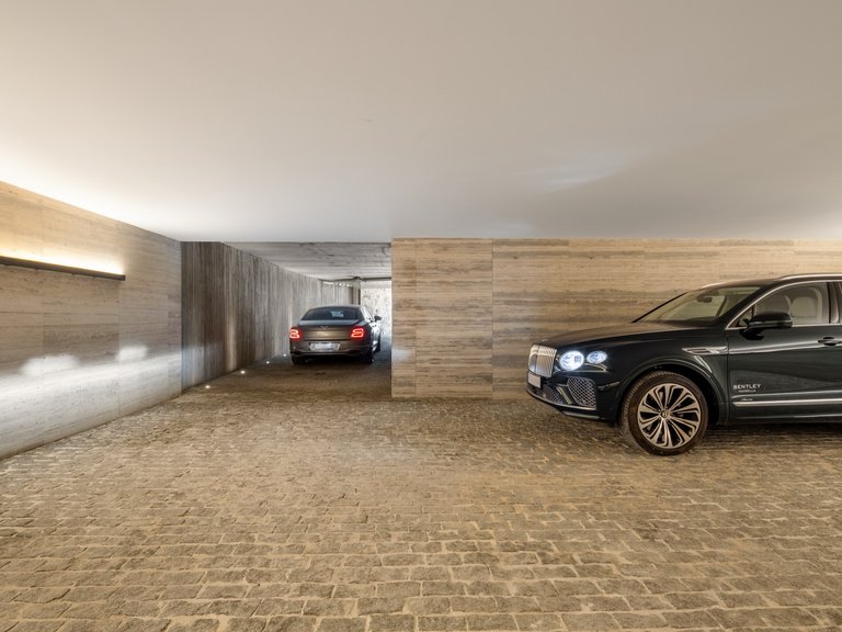 Villa for Sale in El Madroñal, Benahavis, Malaga 55