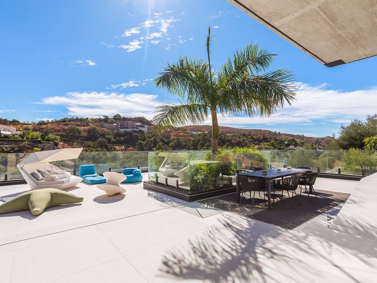 Villa for Sale in Marbella, Malaga 26