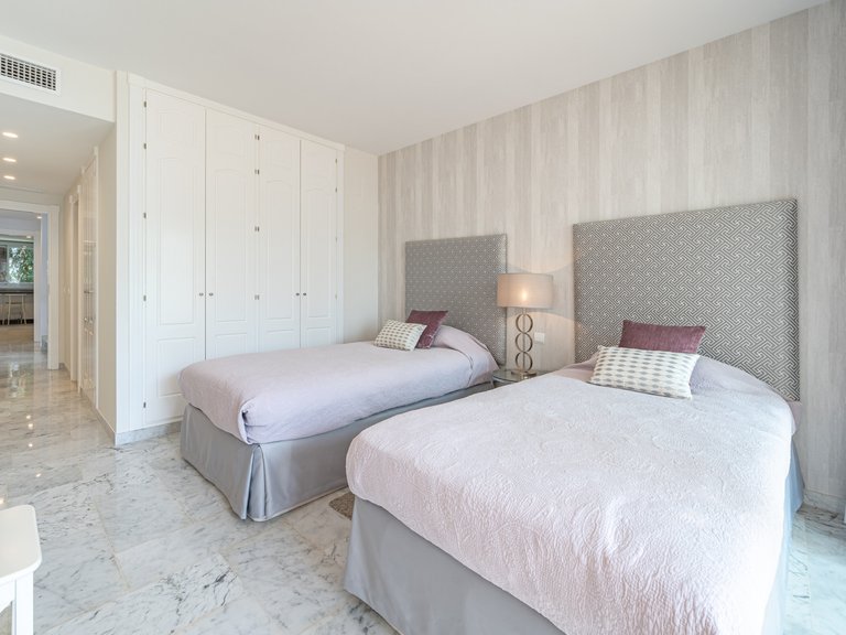 Town House for Sale in Marbella Golden Mile, Marbella, Malaga 29