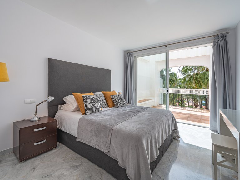 Town House for Sale in Marbella Golden Mile, Marbella, Malaga 40