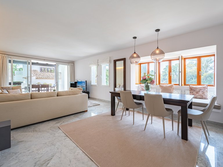 Town House for Sale in Marbella Golden Mile, Marbella, Malaga 2