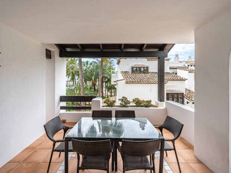 Town House for Sale in Marbella Golden Mile, Marbella, Malaga 14
