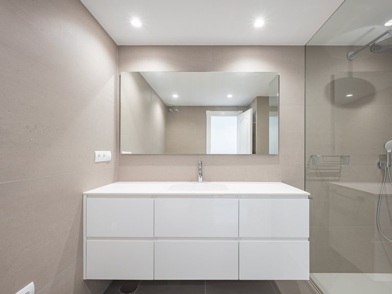 Town House for Sale in Marbella Golden Mile, Marbella, Malaga 32