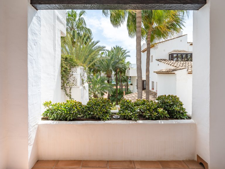 Town House for Sale in Marbella Golden Mile, Marbella, Malaga 9