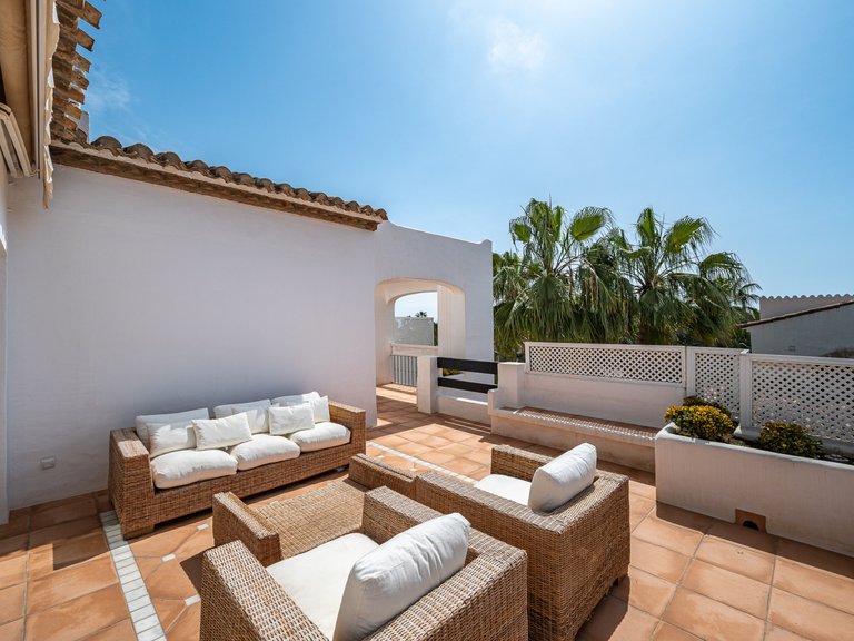 Town House for Sale in Marbella Golden Mile, Marbella, Malaga 31