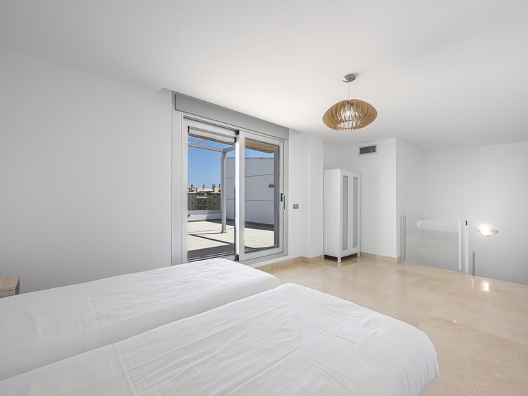 Town House for Sale in Nueva Alcantara, San Pedro De Alcantara, Malaga 20