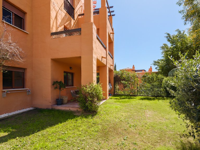 Apartment for Sale in Benahavis, Malaga 27