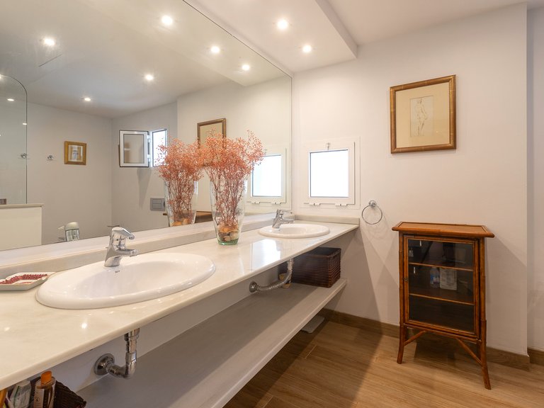 Apartment for Sale in Marbella, Malaga 28