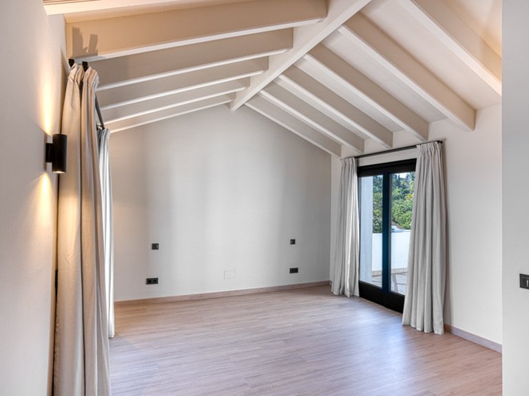Town House for Sale in Marbella Golden Mile, Marbella, Malaga 10