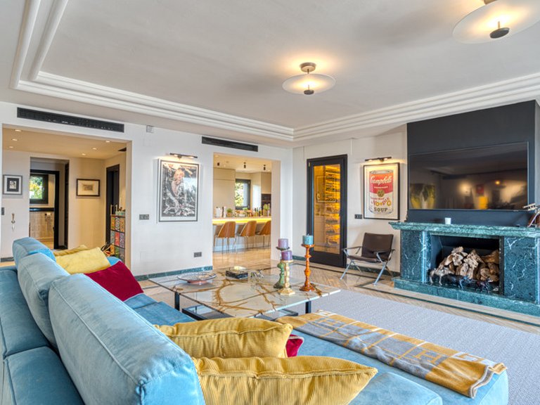 Town House for Sale in Marbella Golden Mile, Marbella, Malaga 1