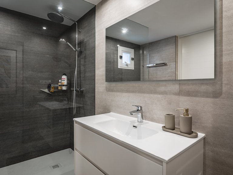 Apartment for Sale in Marbella, Malaga 17