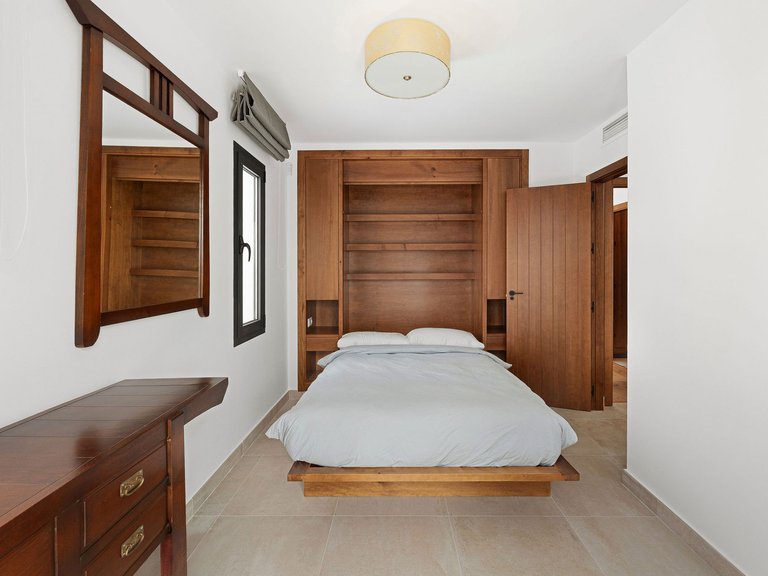 Villa for Sale in Marbella, Malaga 15