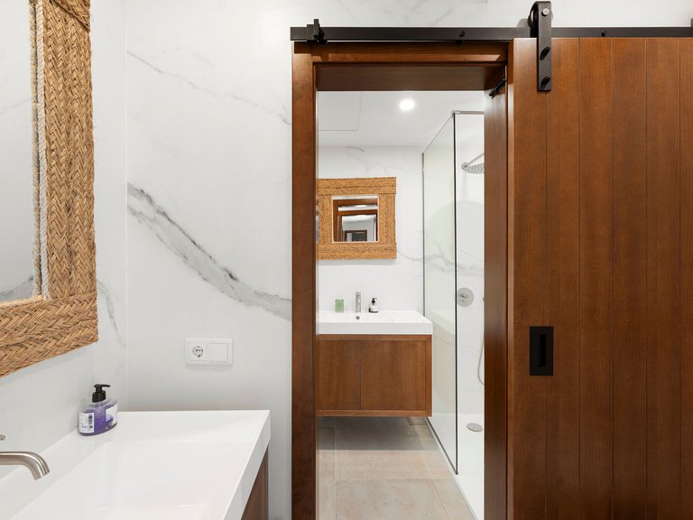 Villa for Sale in Marbella, Malaga 25