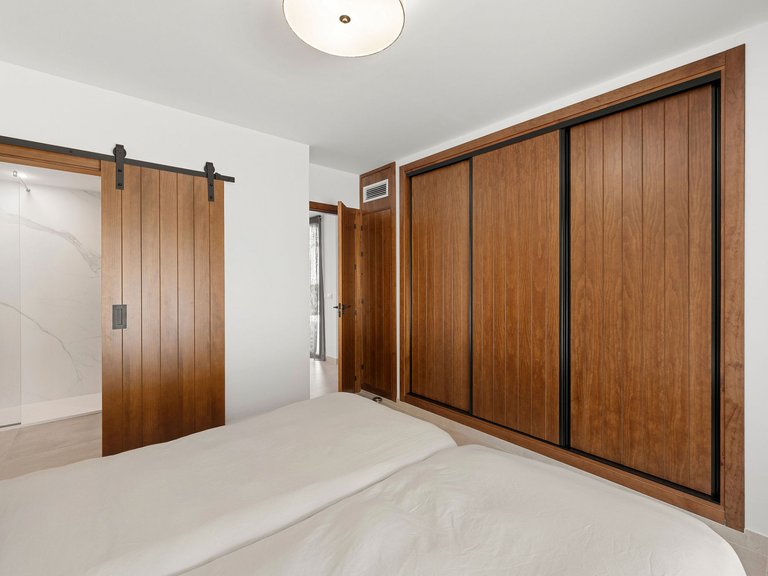 Villa for Sale in Marbella, Malaga 18