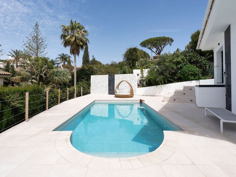 Villa for Sale in Marbella, Malaga 11
