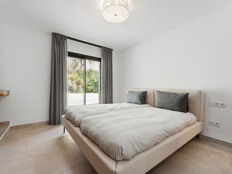 Villa for Sale in Marbella, Malaga 19