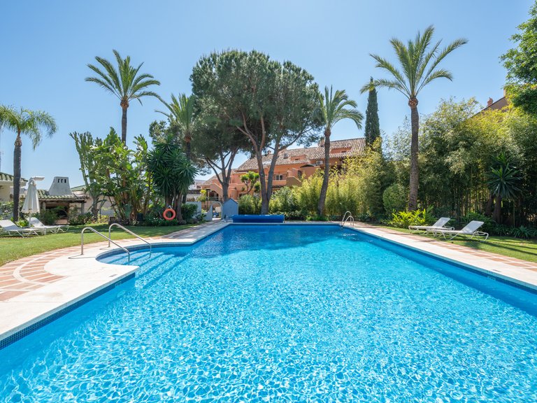 Villa for Rent in Marbella Golden Mile, Marbella, Malaga 20