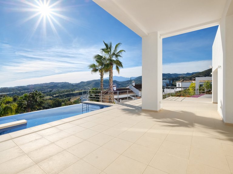 Villa for Sale in Puerto del Capitan, Benahavis, Malaga 26