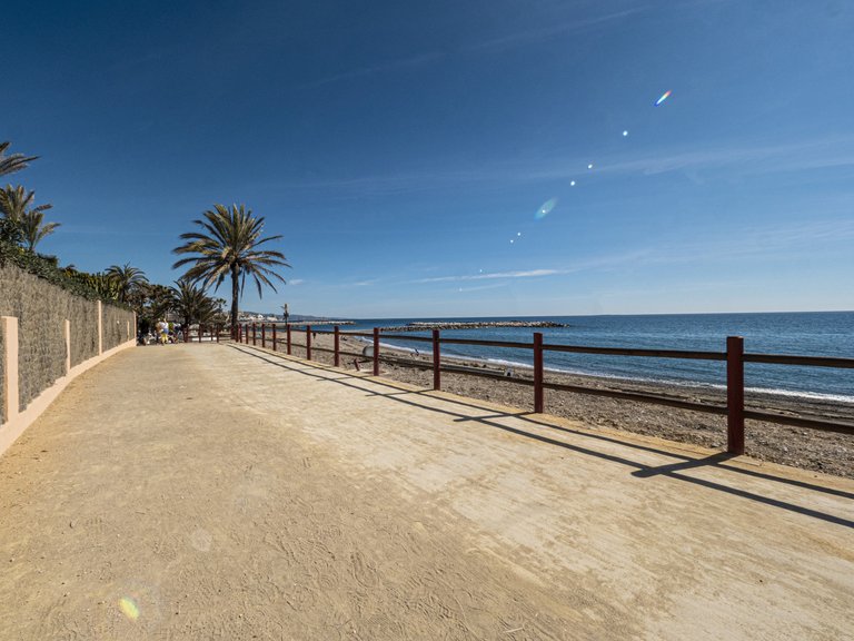 Apartment for Sale in Marbella - Puerto Banus, Marbella, Malaga 2
