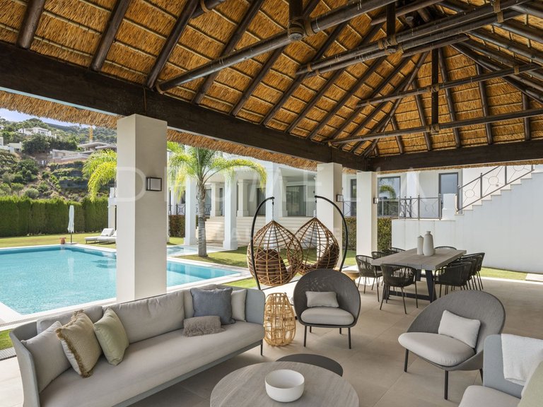 Villa for Sale in El Madroñal, Benahavis, Malaga 6