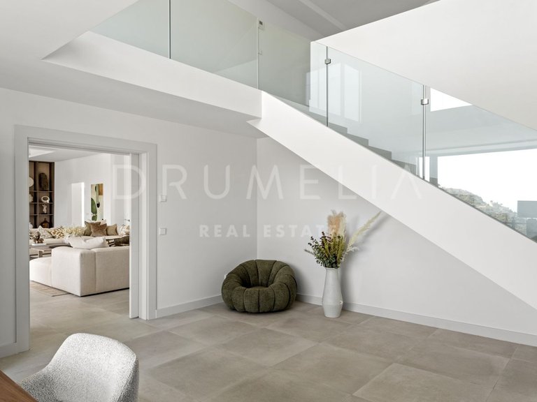 Villa for Sale in El Madroñal, Benahavis, Malaga 30