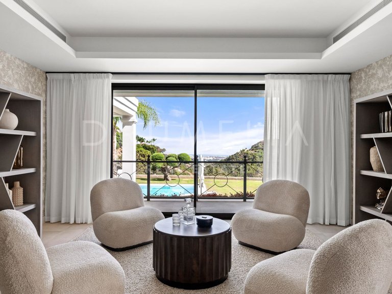 Villa for Sale in El Madroñal, Benahavis, Malaga 12