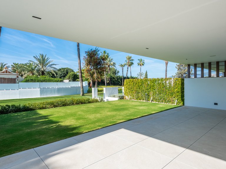 Villa for Sale in Nueva Andalucia, Marbella, Malaga 8