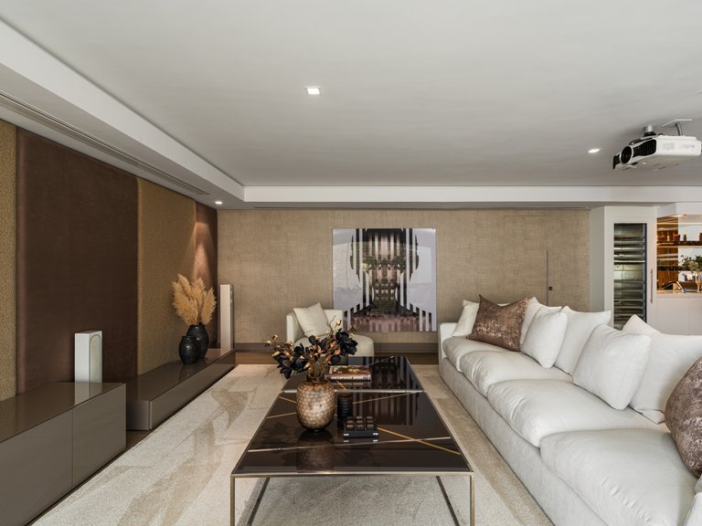 Villa for Sale in Marbella Golden Mile, Marbella, Malaga 49