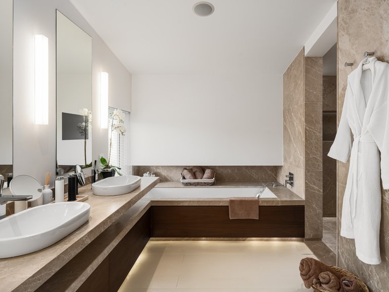 Villa for Sale in Marbella Golden Mile, Marbella, Malaga 40